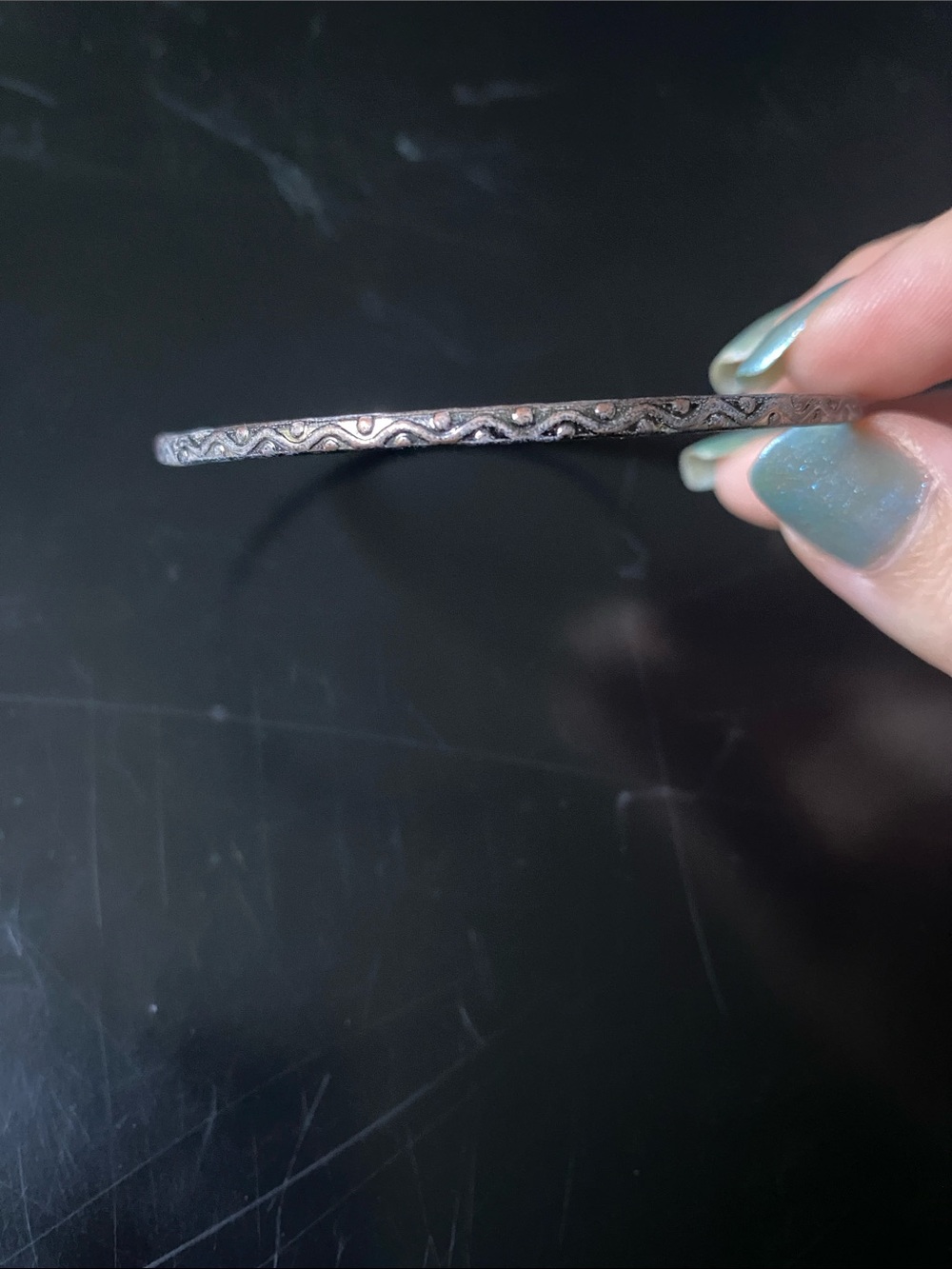 Patterned metal bangle